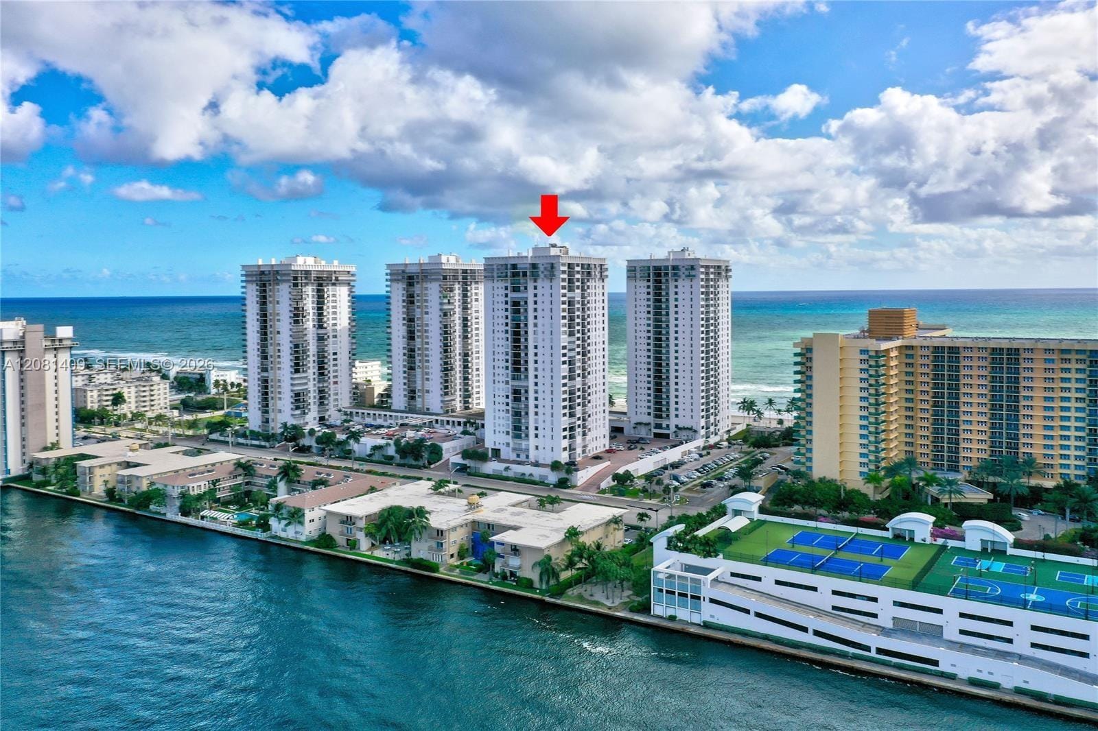 2401 S Ocean Drive 1906 — photo 2
