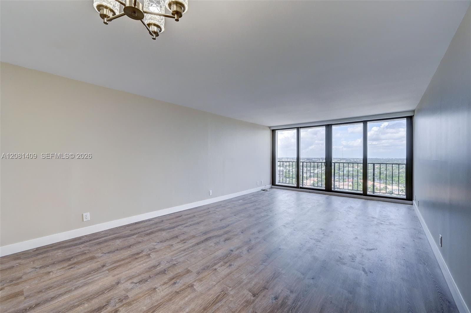2401 S Ocean Drive 1906 — photo 4