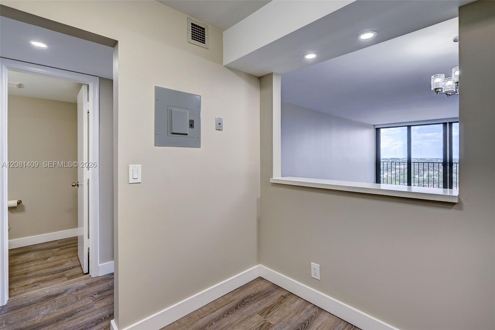 2401 S Ocean Drive 1906 — photo 10