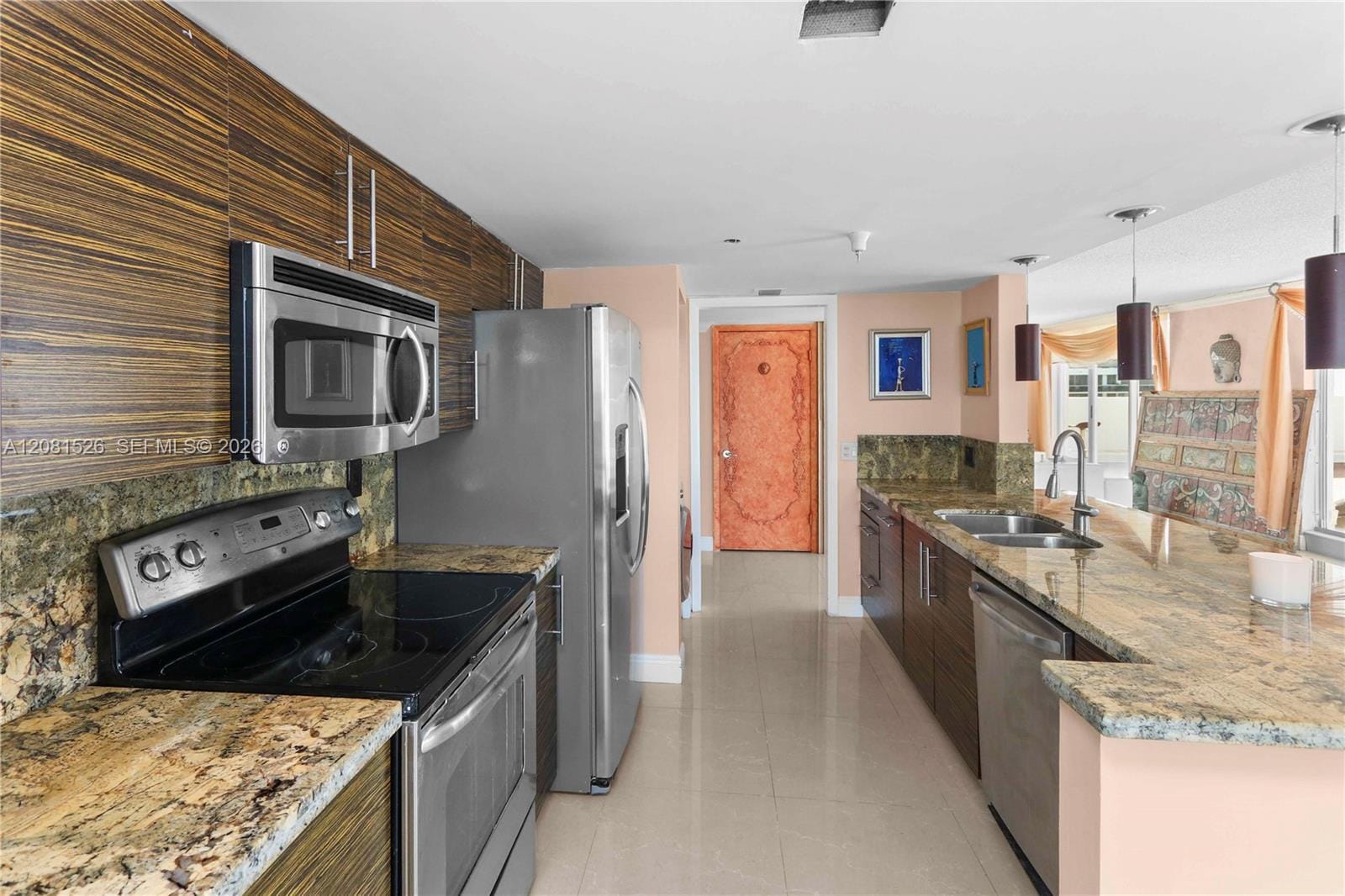 5900 Collins Avenue 2304 — photo 9