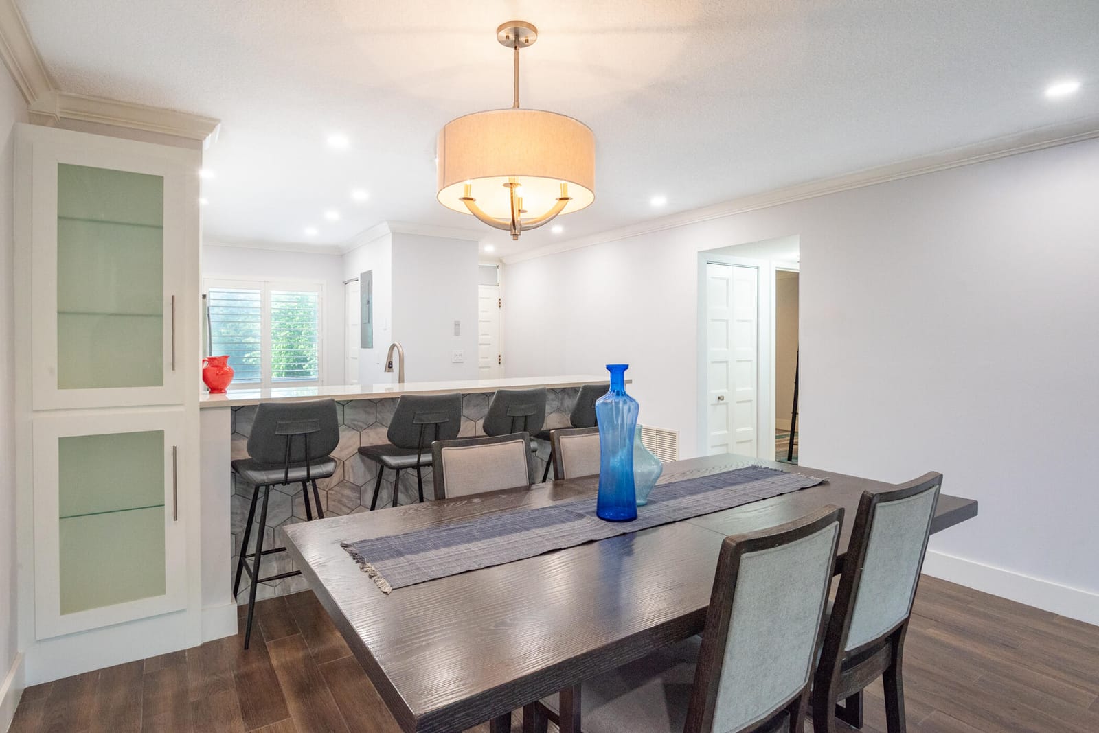2500 PRESIDENTIAL Way 304 — photo 10