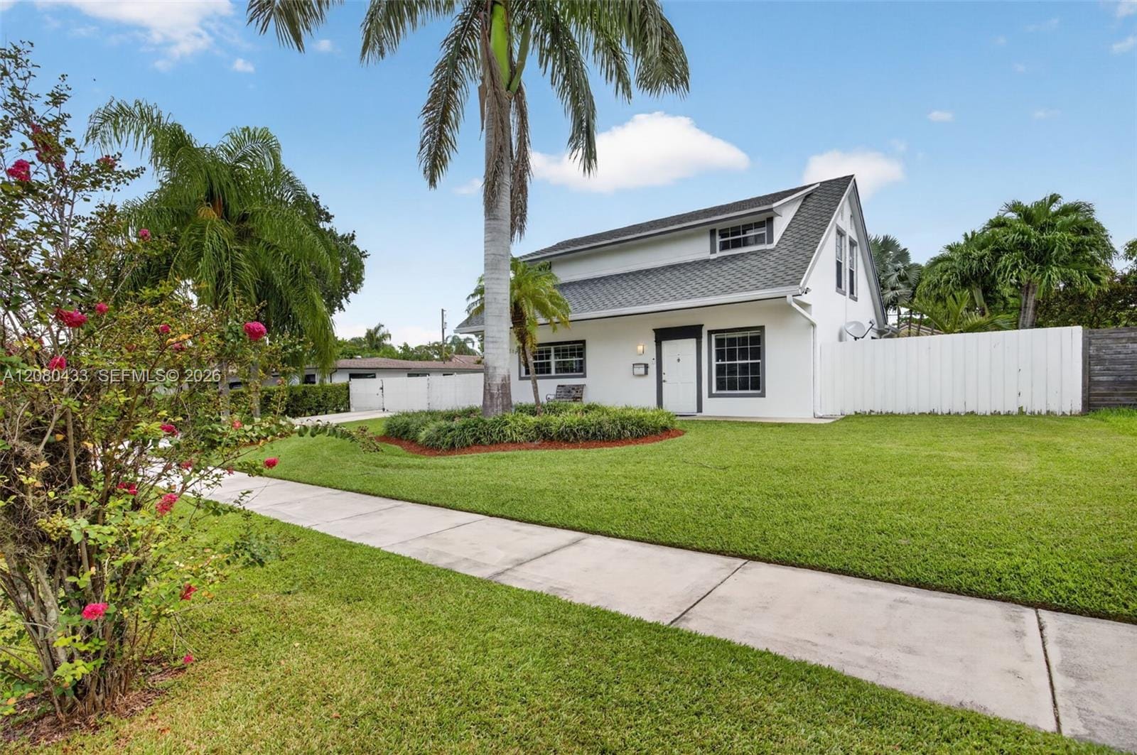 18211 SW 95th Court — photo 3