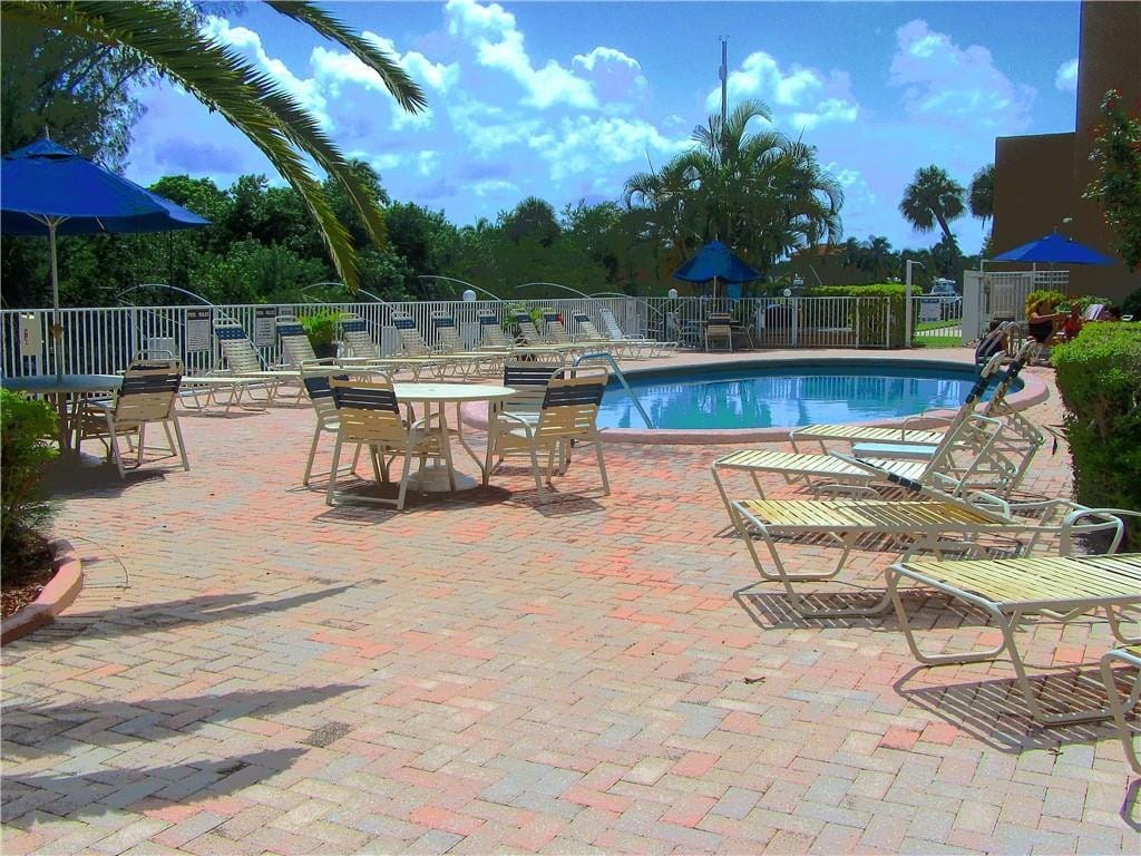 2840 NE 14th Street Causeway 109 — photo 10