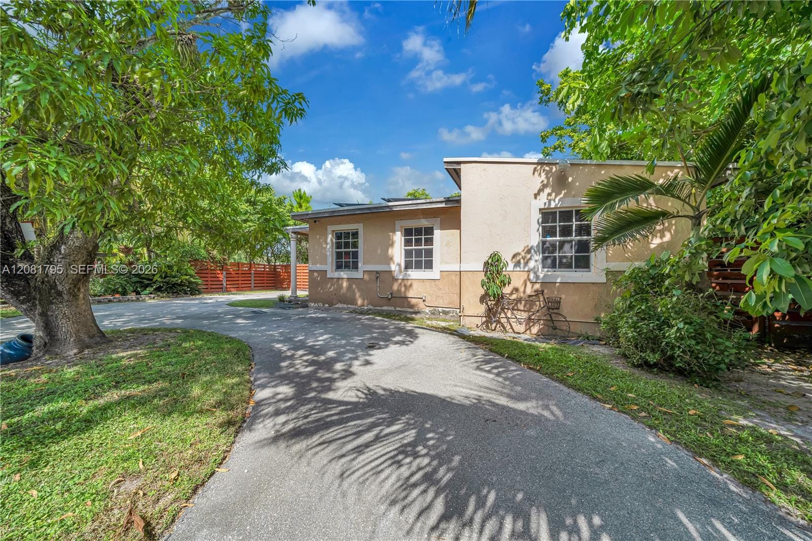 6401 SW 63rd Court — photo 5