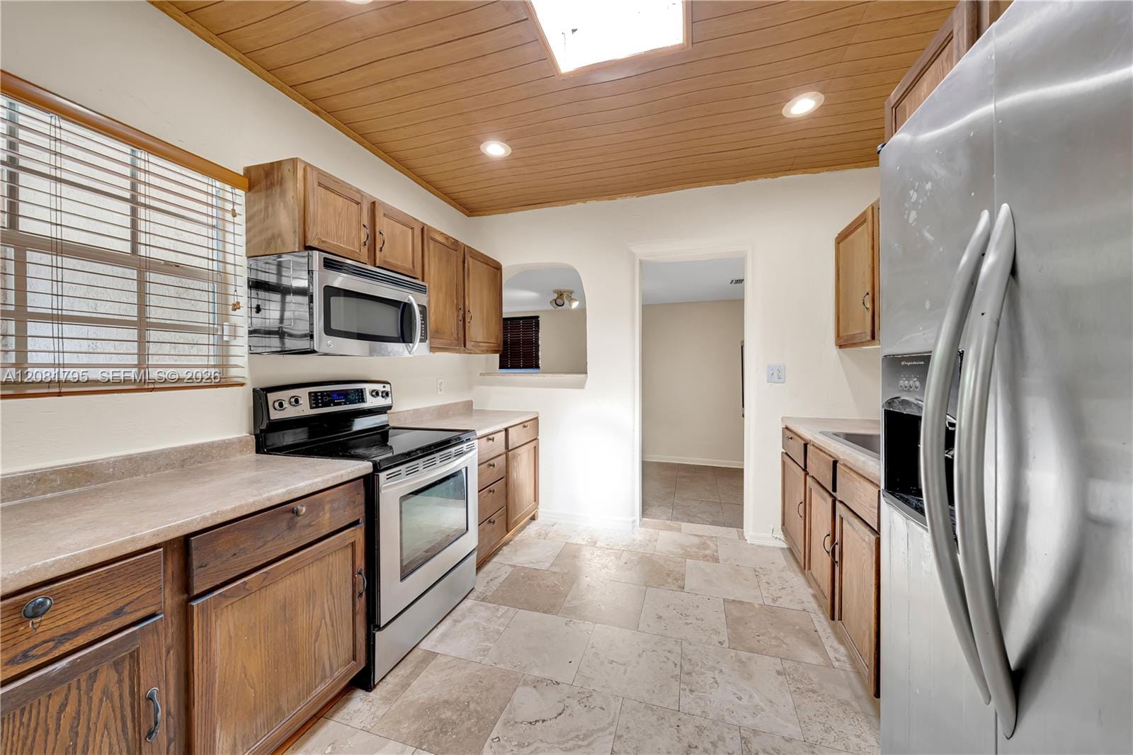 6401 SW 63rd Court — photo 10