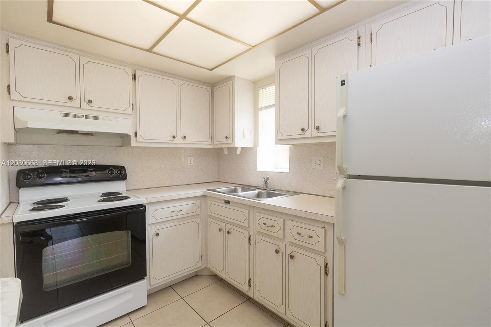 8900 NW 38th Drive 7 — photo 2