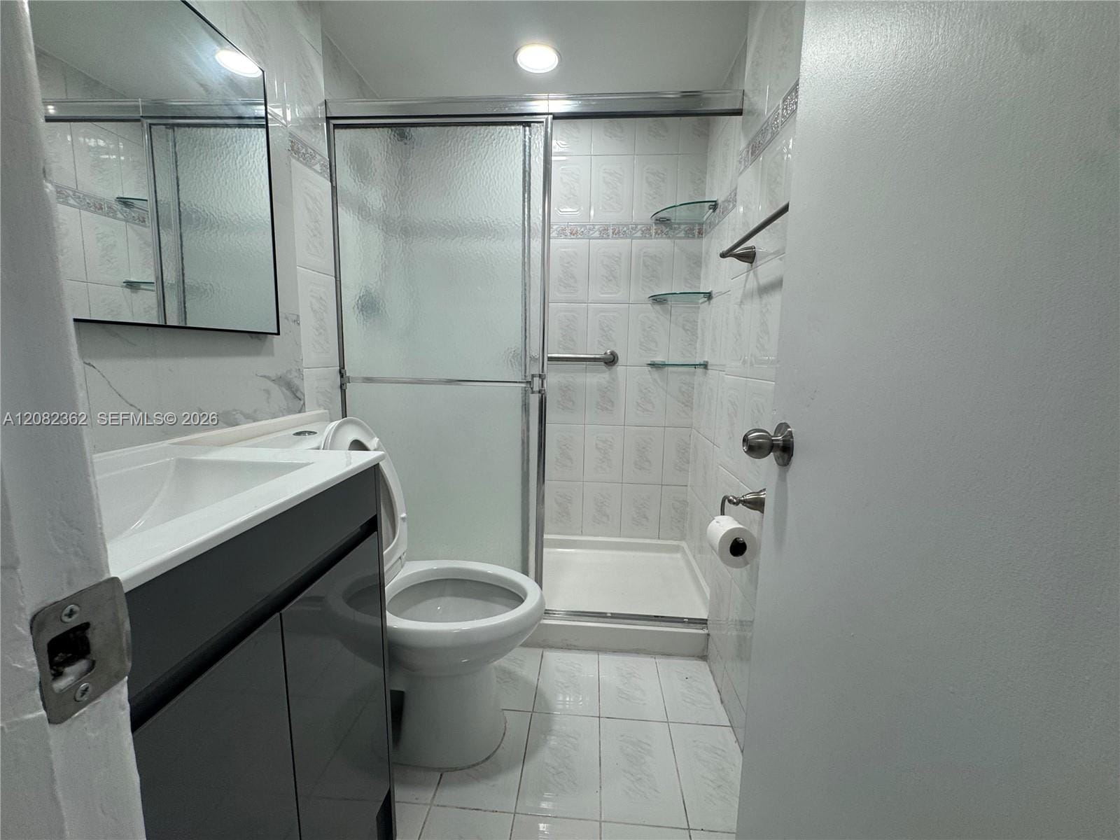1907 SW 107th Avenue 807 — photo 8