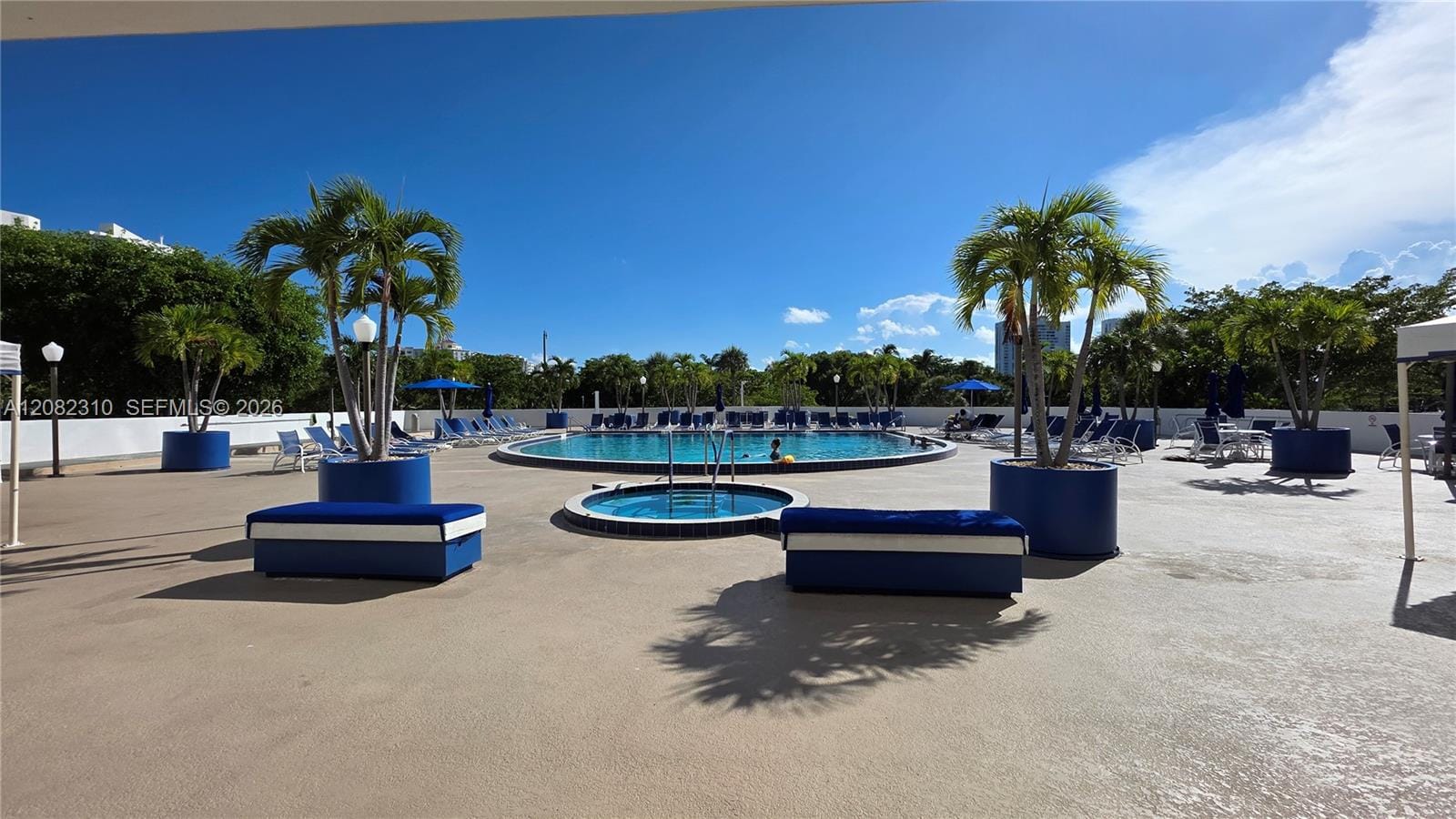 3701 N Country Club Drive 701, Aventura, FL 33180 photo 14