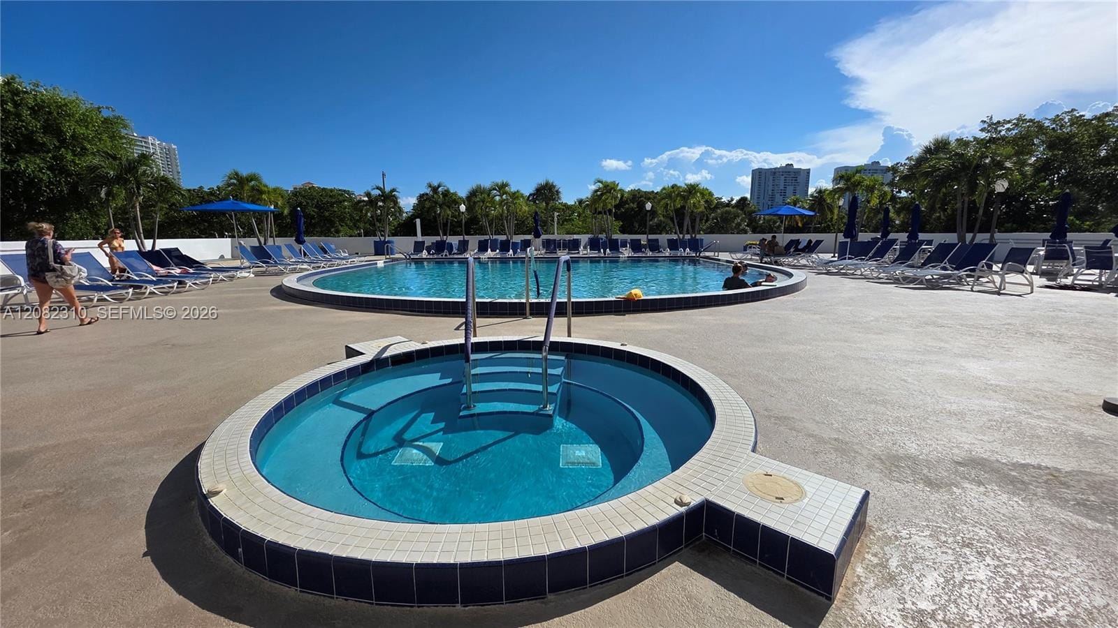 3701 N Country Club Drive 701, Aventura, FL 33180 photo 15