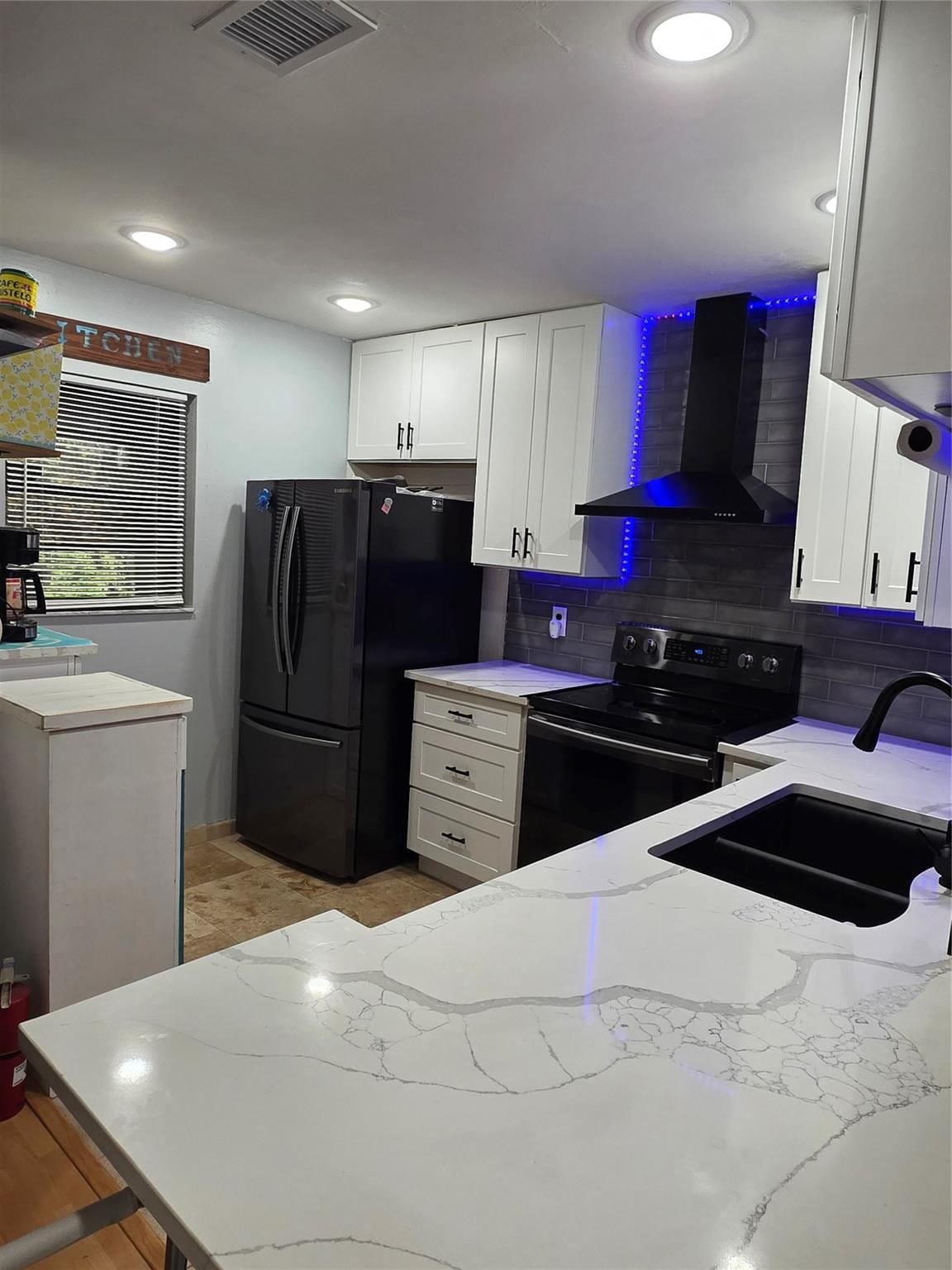 605 NW 47TH Street — photo 8