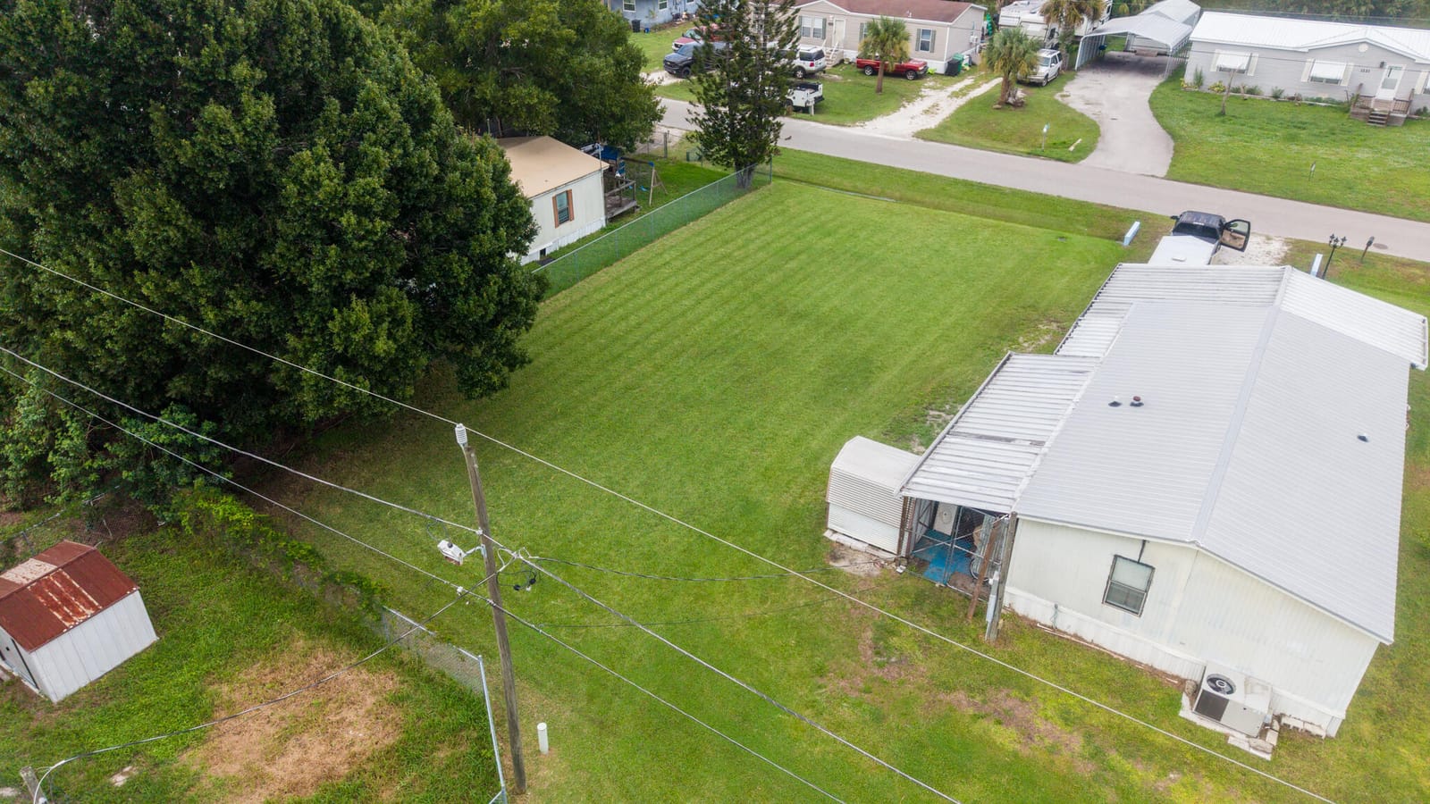 1222 E CHOBEE Street — photo 6
