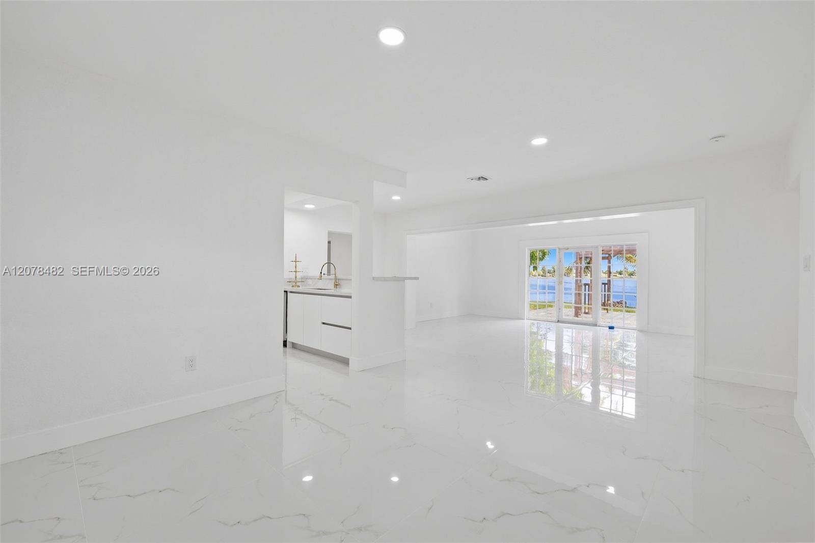 10901 SW 47th Terrace — photo 3