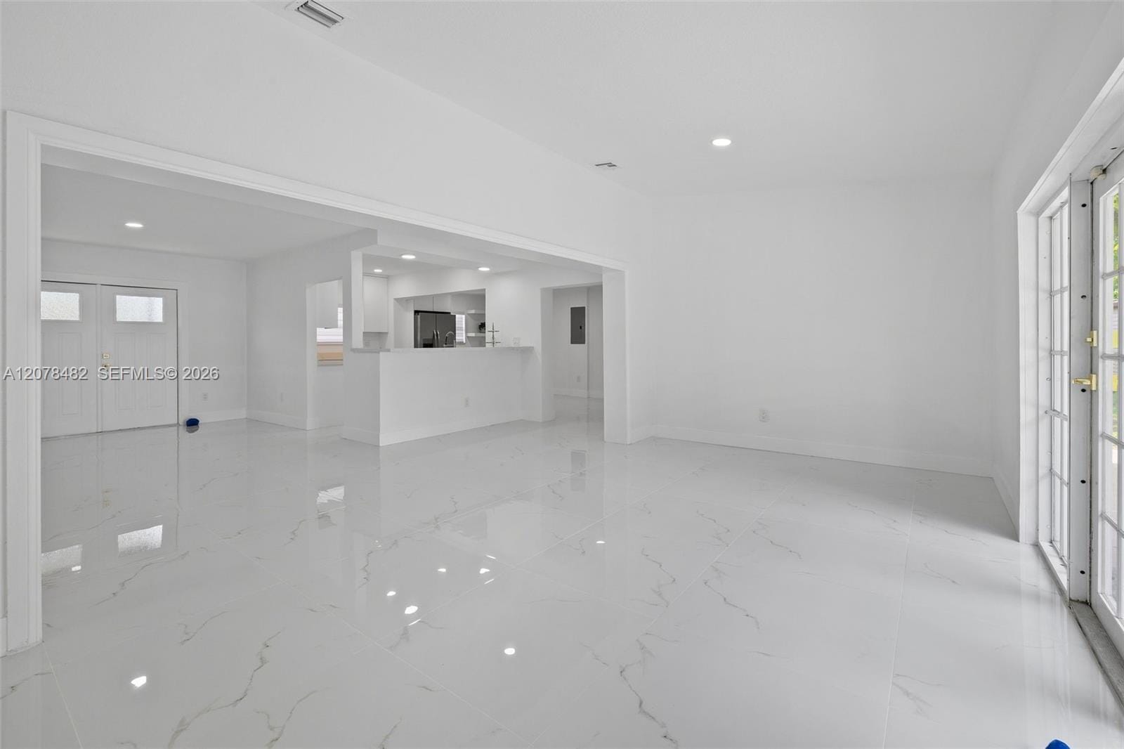 10901 SW 47th Terrace — photo 6