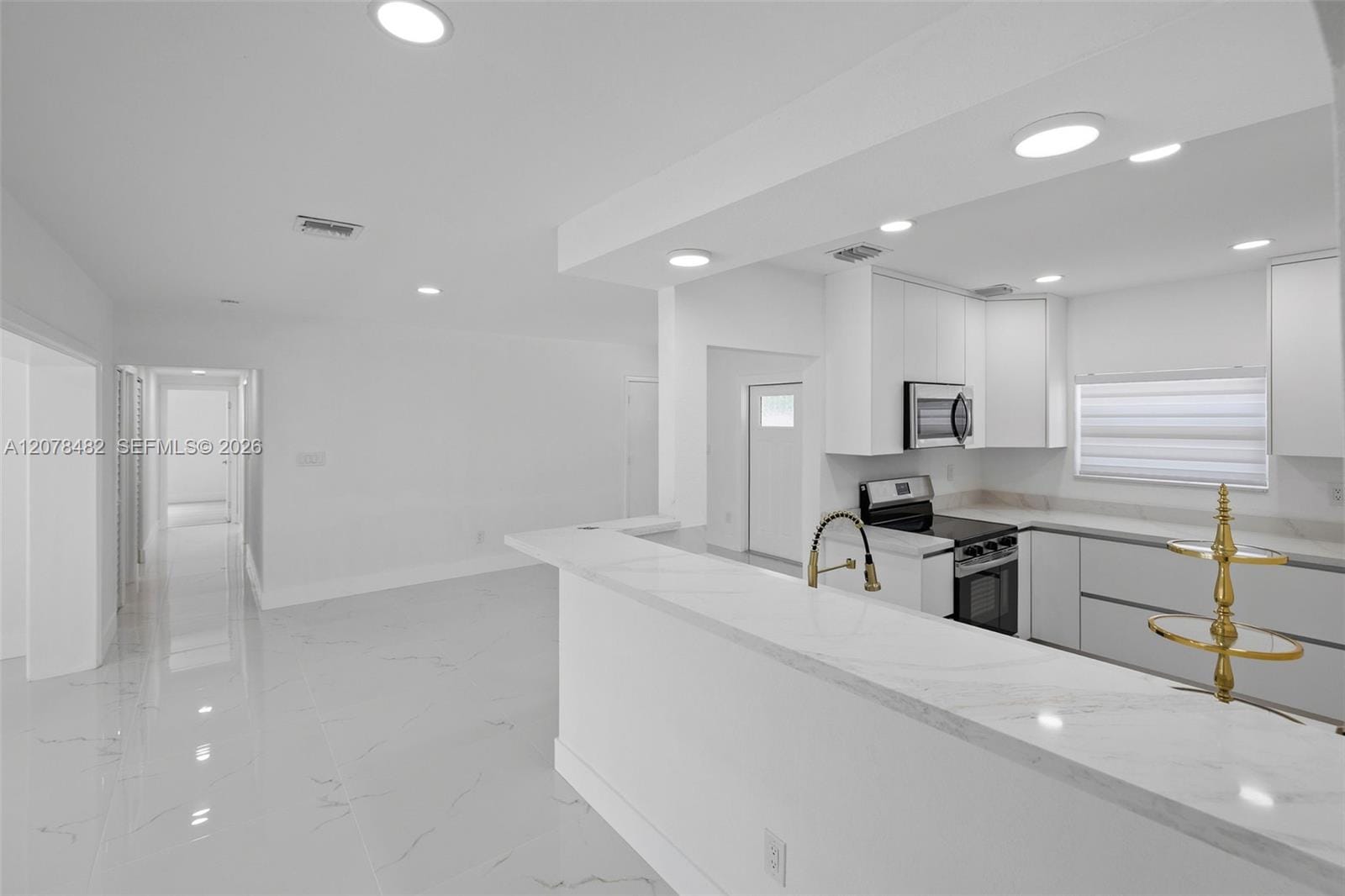 10901 SW 47th Terrace — photo 9