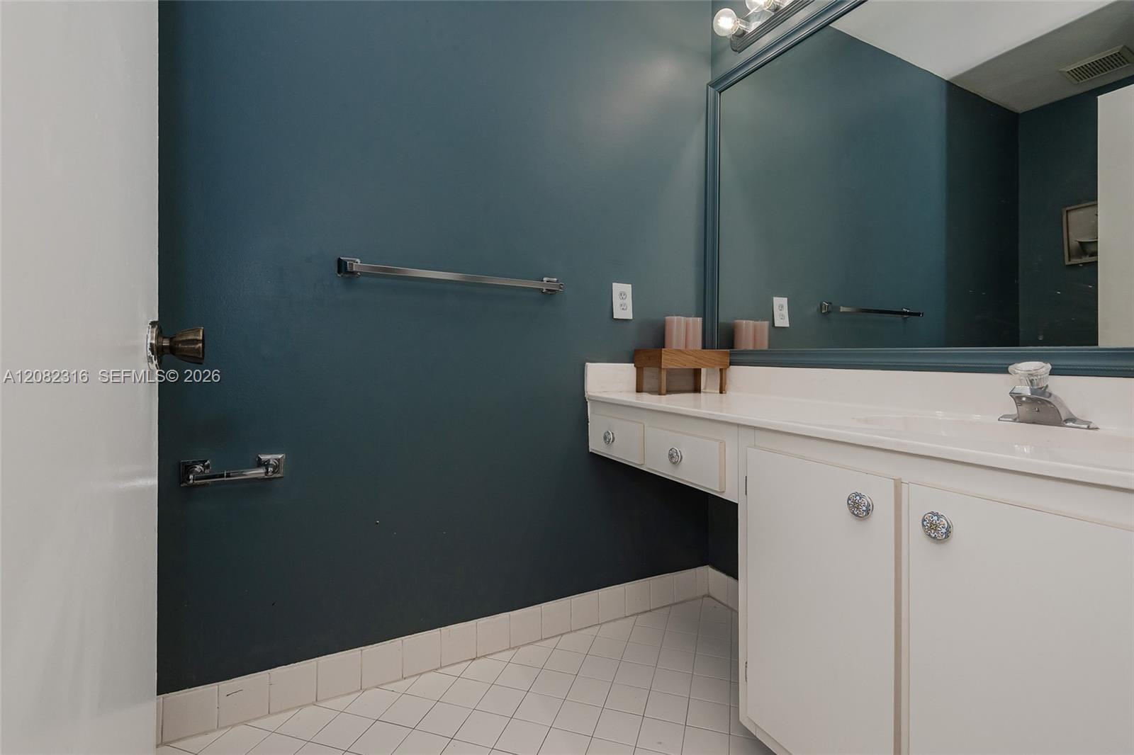 9876 Costa Del Sol Boulevard B-93 — photo 9
