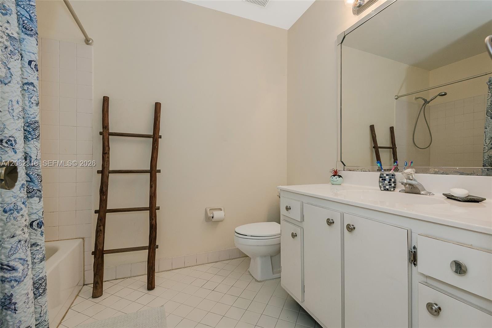 9876 Costa Del Sol Boulevard B-93 — photo 11