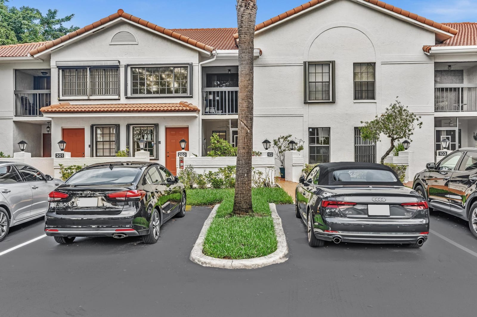 9632 Sills Drive E 102, Boynton Beach, FL 33437