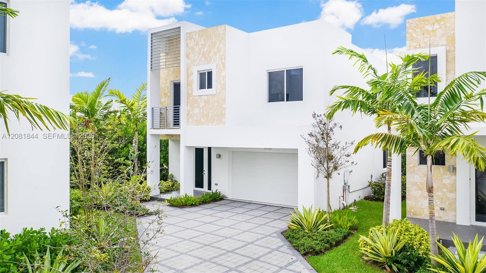6810 NW 103rd Place, Doral, FL 33178