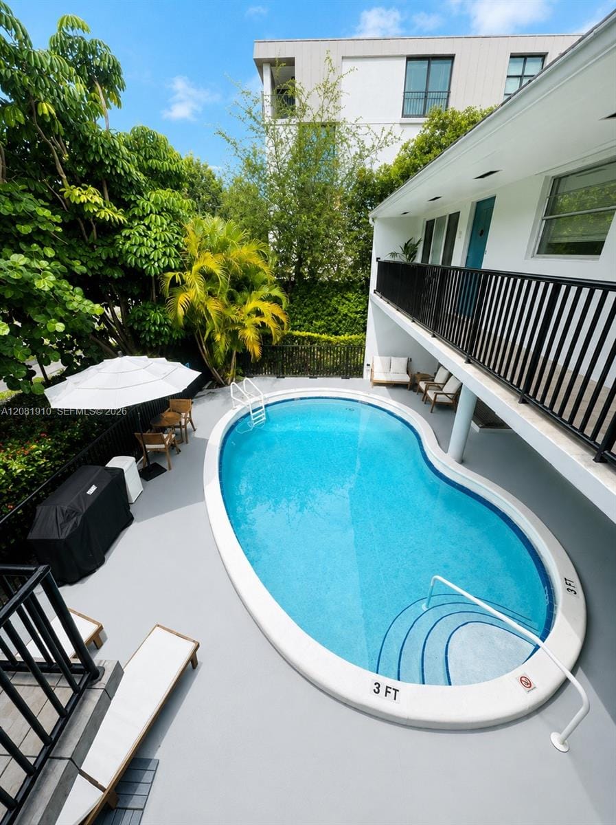 195 Sunrise Drive 7, Key Biscayne, FL 33149