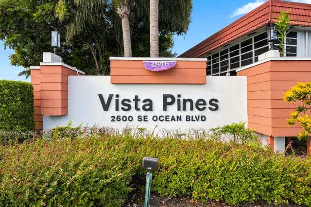 2600 SE OCEAN Boulevard FF-11, Stuart, FL 34996