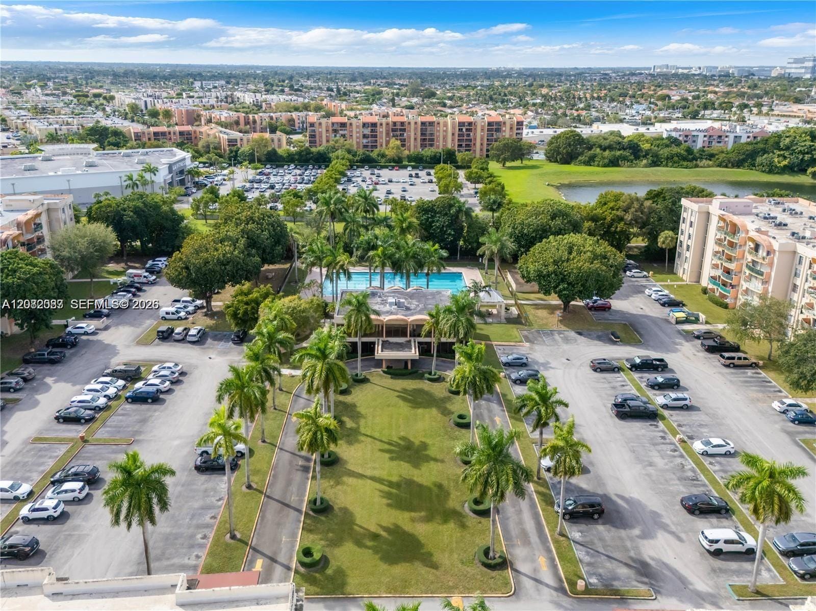 9320 Fontainebleau Boulevard 213, Miami, FL 33172 photo 20
