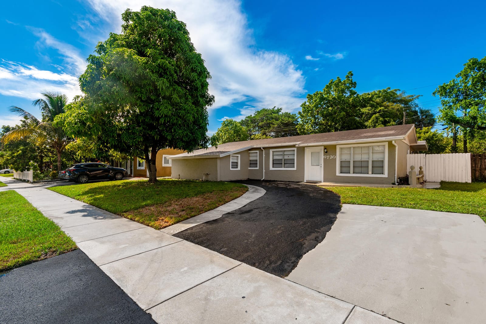 6720 SW 17TH Street, North Lauderdale, FL 33068