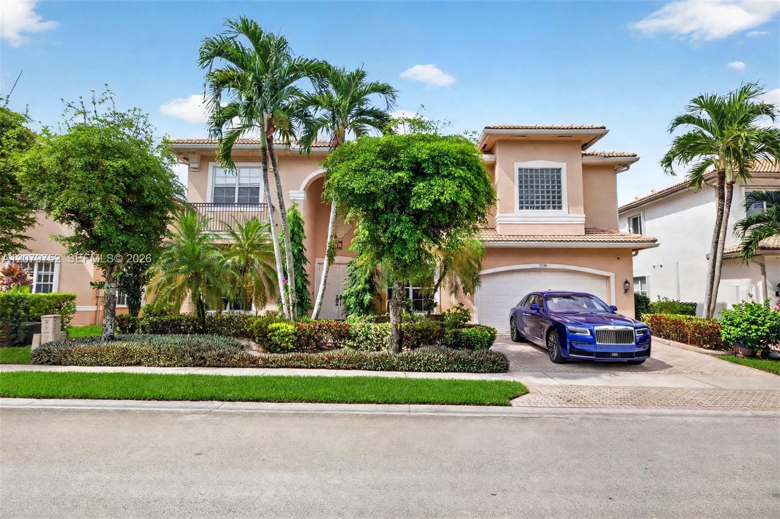 17579 SW 54th Street — photo 3