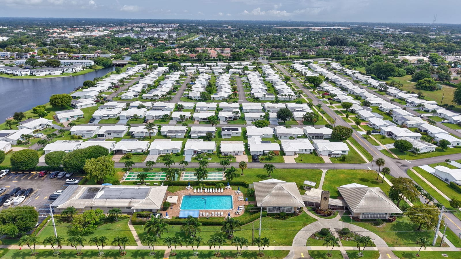 2080 SW 13TH Way, Boynton Beach, FL 33426 photo 23