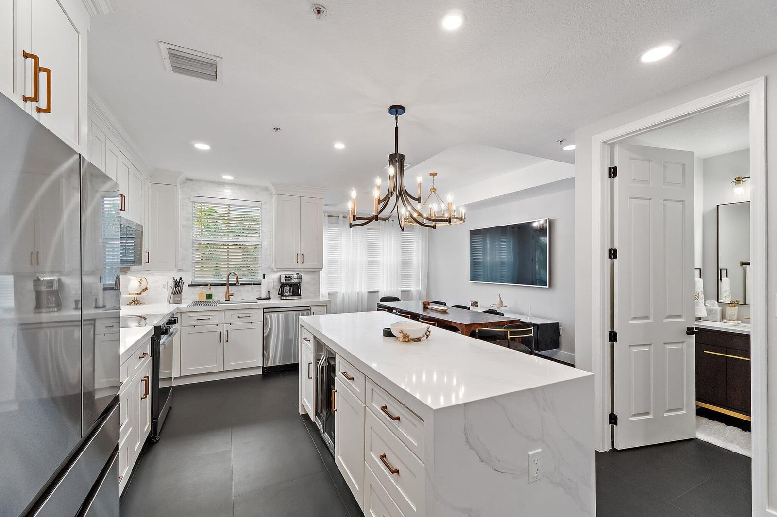 11774 Valencia Gardens Avenue — photo 11