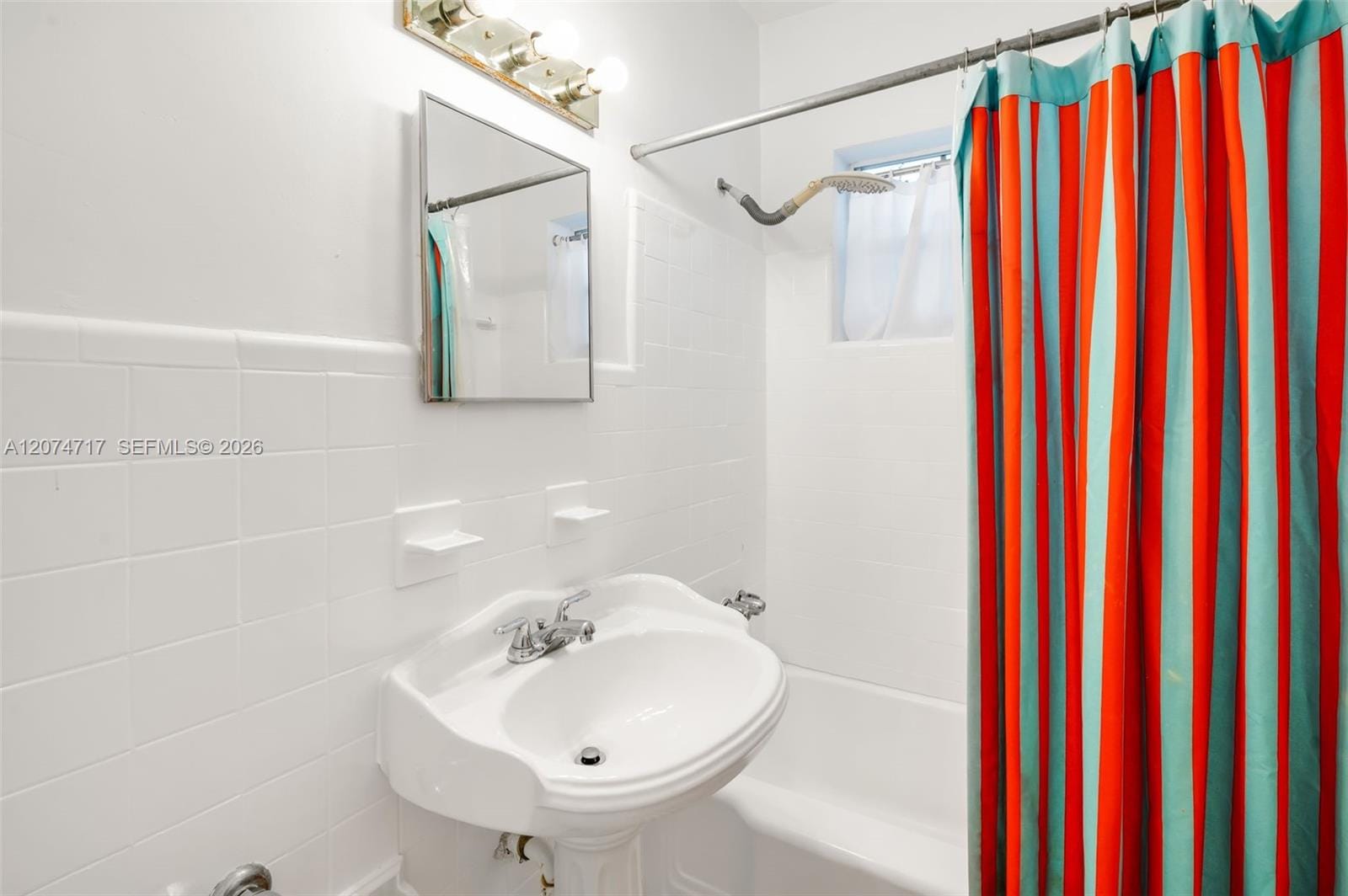 1551 Michigan Avenue 12 — photo 11