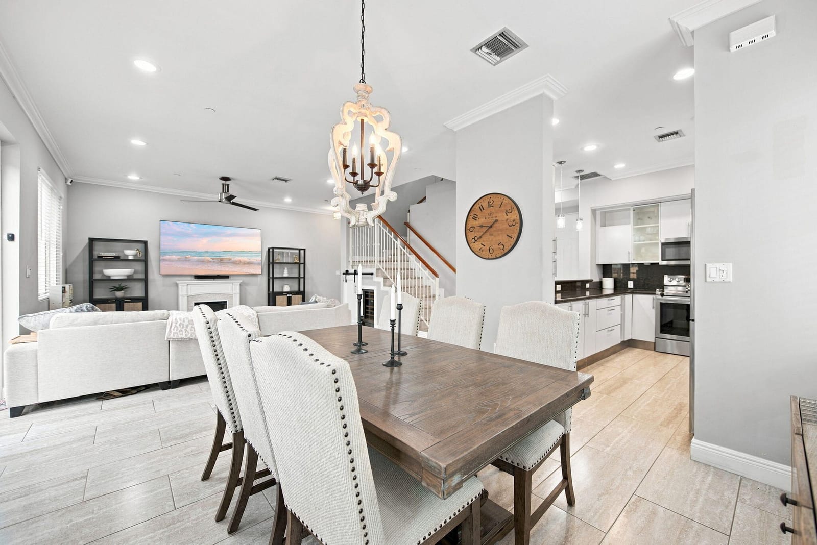 633 NE 11TH Avenue, Fort Lauderdale, FL 33304 photo 13
