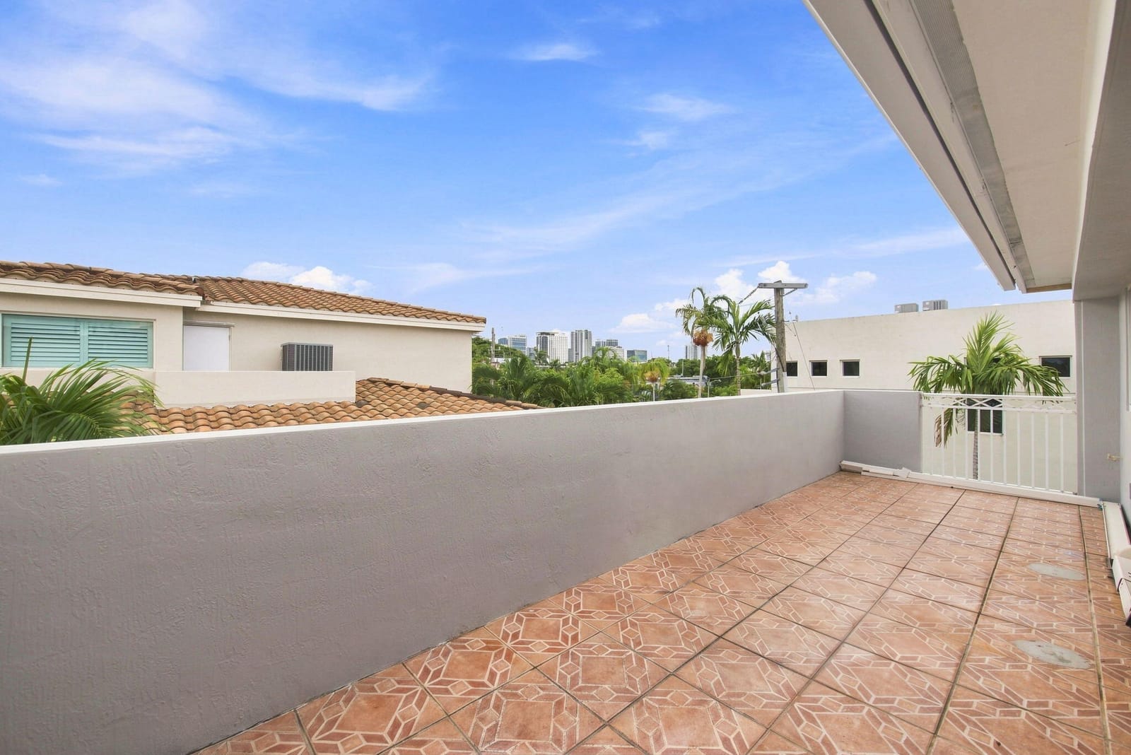 633 NE 11TH Avenue, Fort Lauderdale, FL 33304 photo 30
