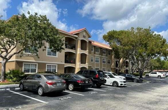 215 SW 117th Terrace 14204 — photo 3