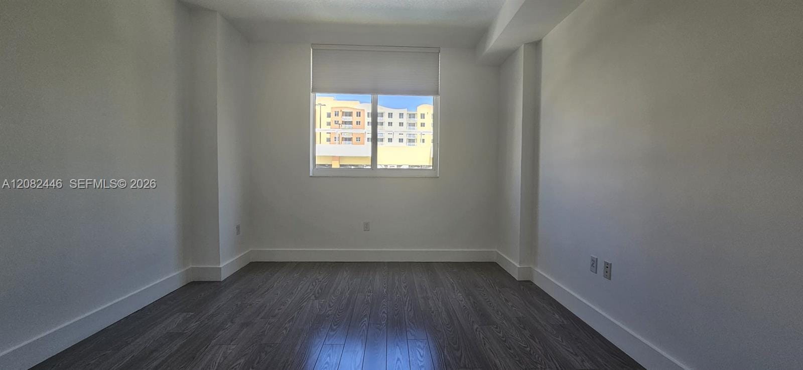 2775 NE 187th Street 424 — photo 11