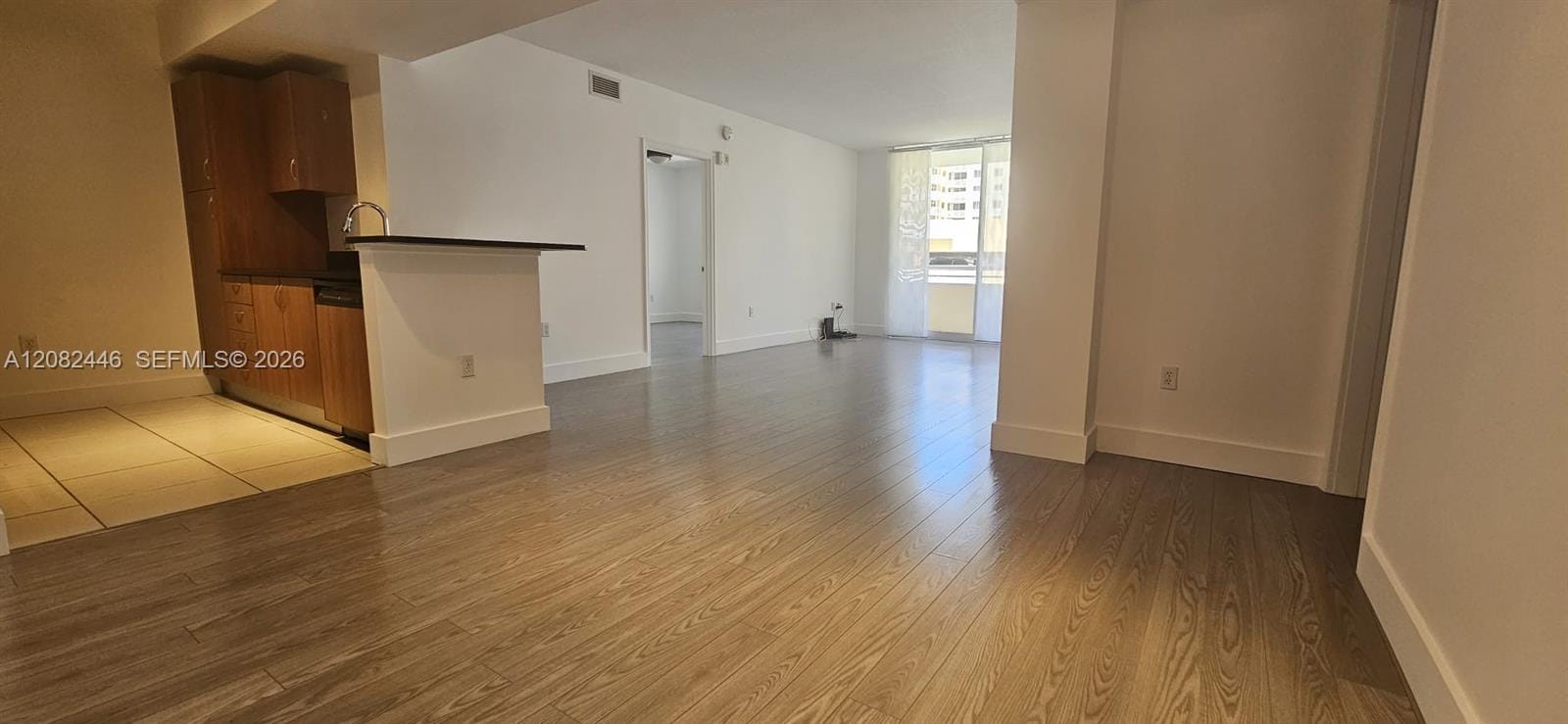 2775 NE 187th Street 424 — photo 5
