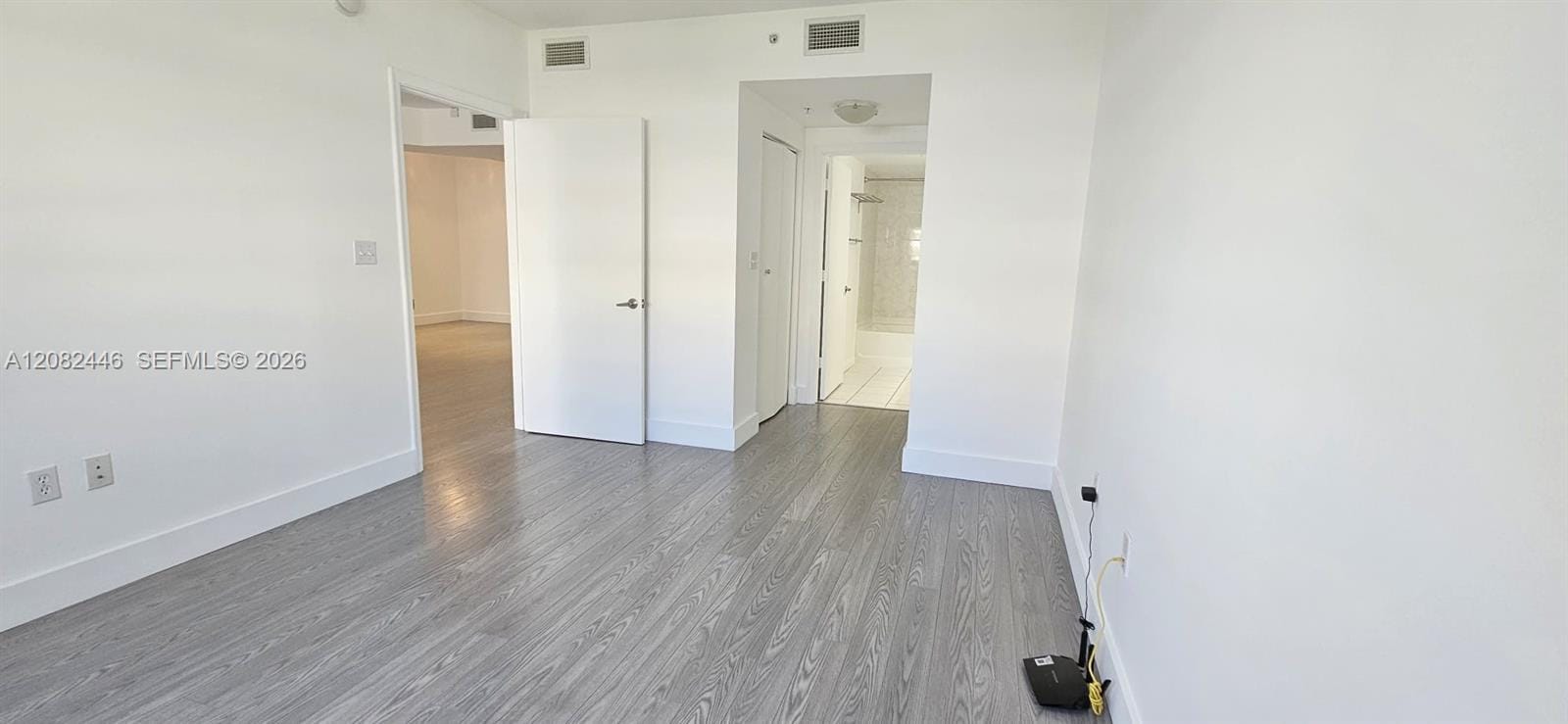 2775 NE 187th Street 424 — photo 8