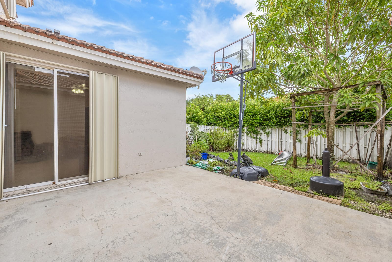 831 NW 130TH Avenue, Pembroke Pines, FL 33028 photo 14