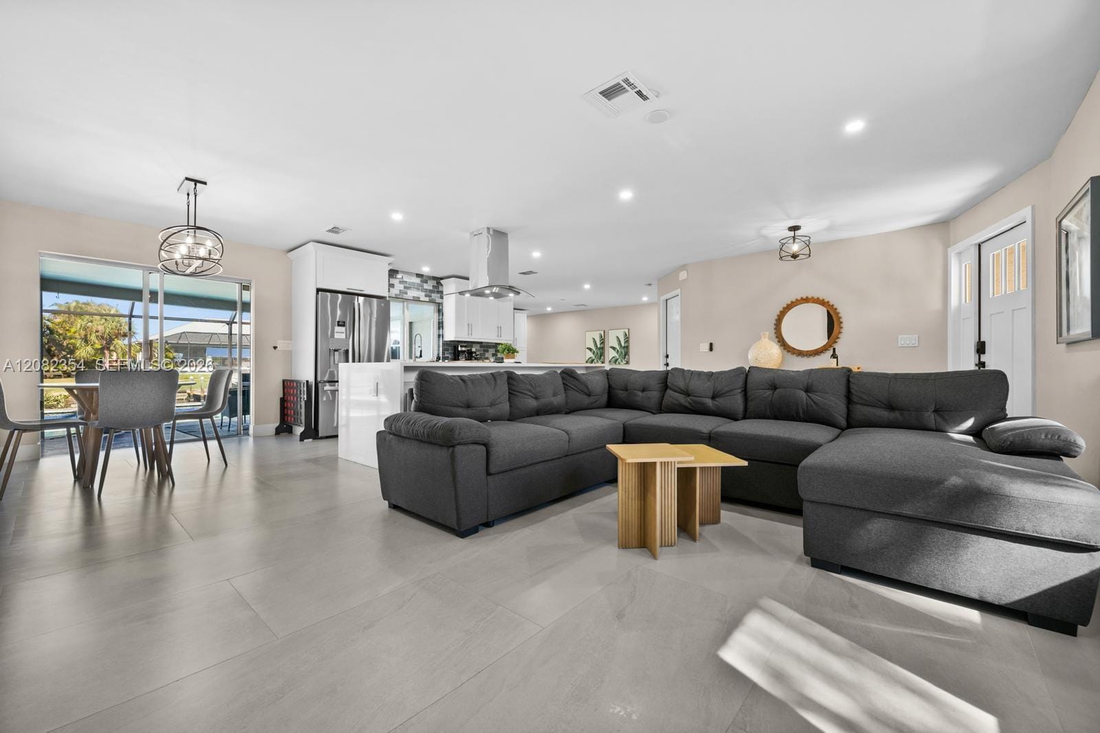 117 SE 40 Th Terrace — photo 5