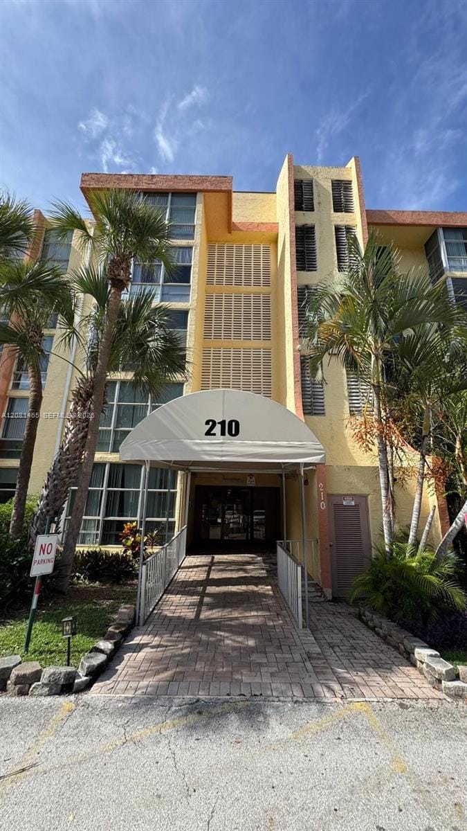 210 172nd Street 144, Sunny Isles Beach, FL 33160