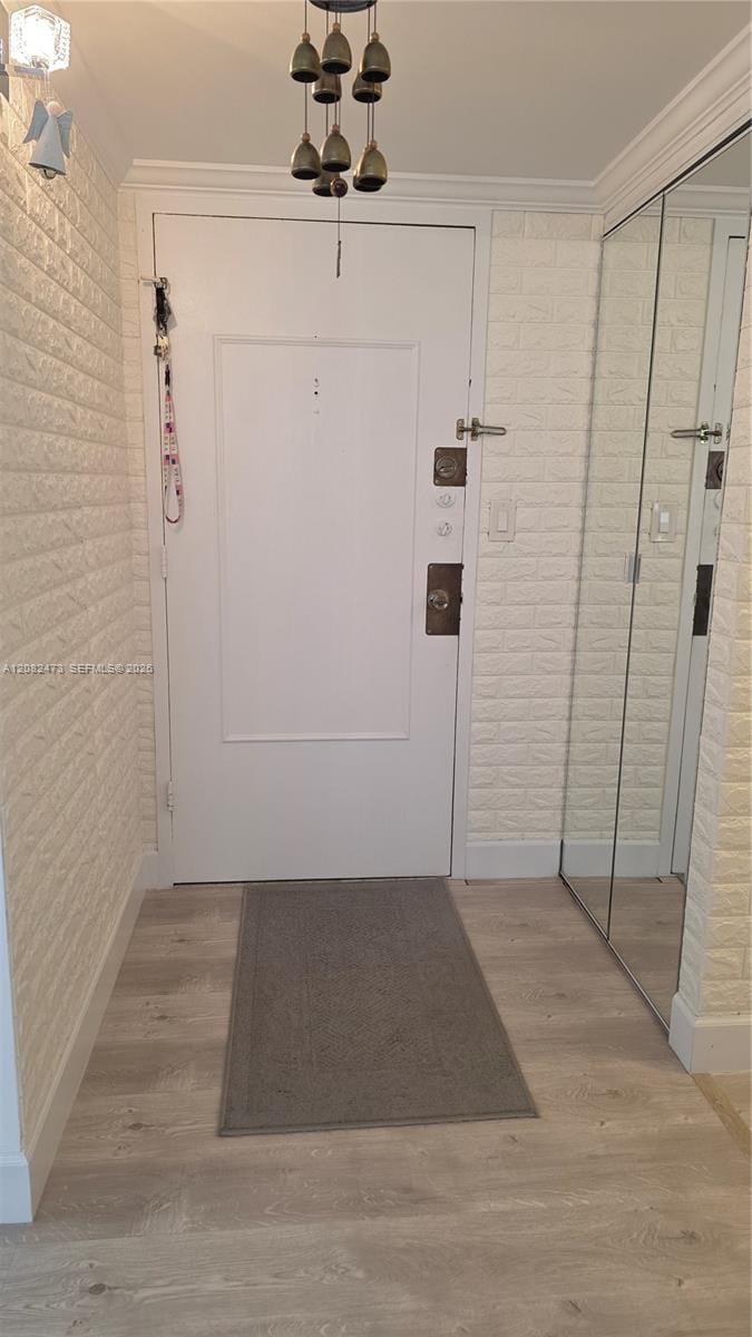 1301 NE Miami Gardens Drive 425W — photo 2