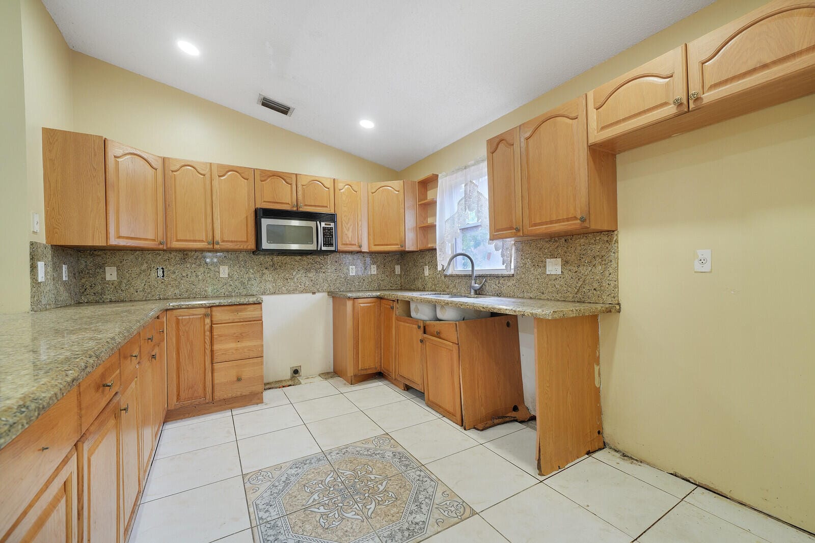 1296 Waterway Cove Drive — photo 12