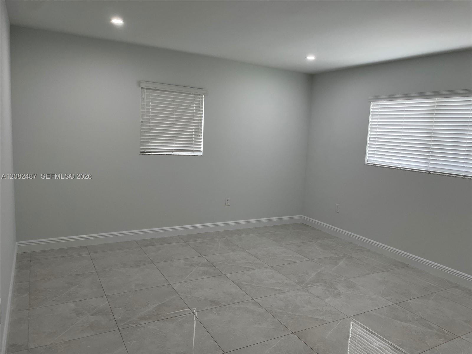 8640 SW 125th Terrace — photo 2