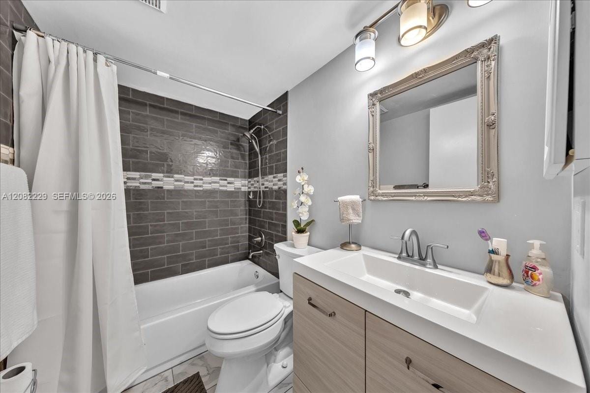 13250 SW 7th Court 210L — photo 11