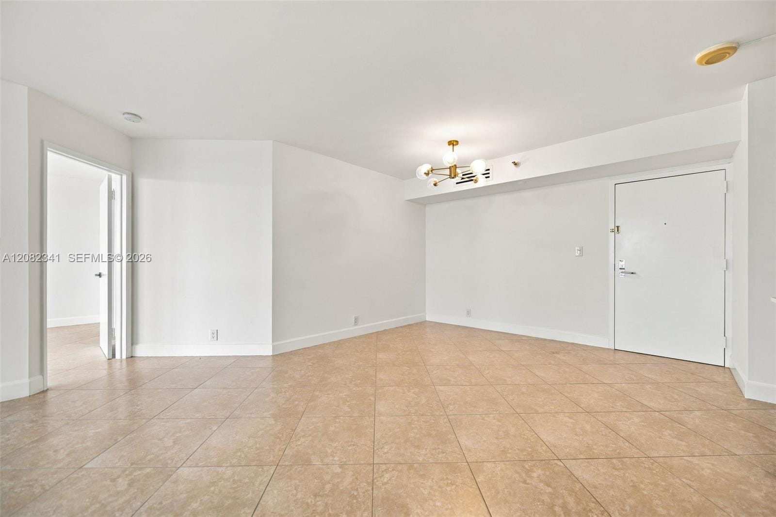 19101 NE 36th Court 1704 — photo 6