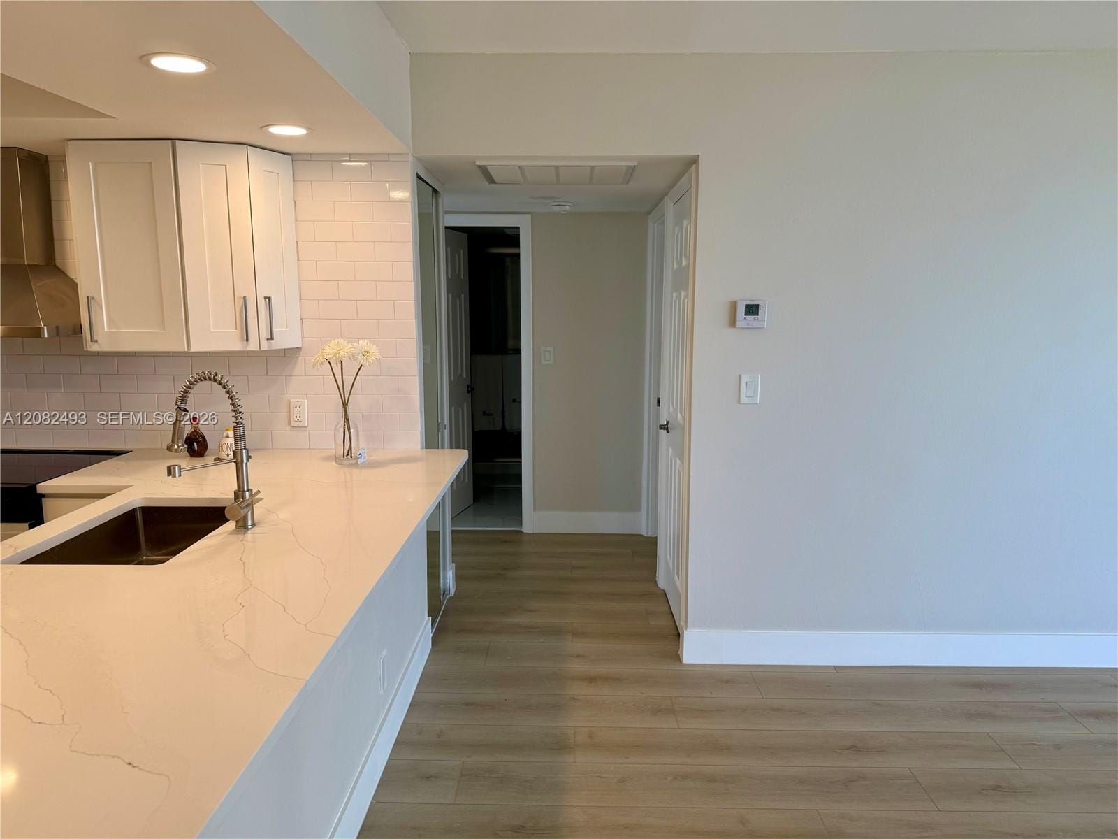 20335 W Country Club Drive 1203 — photo 4