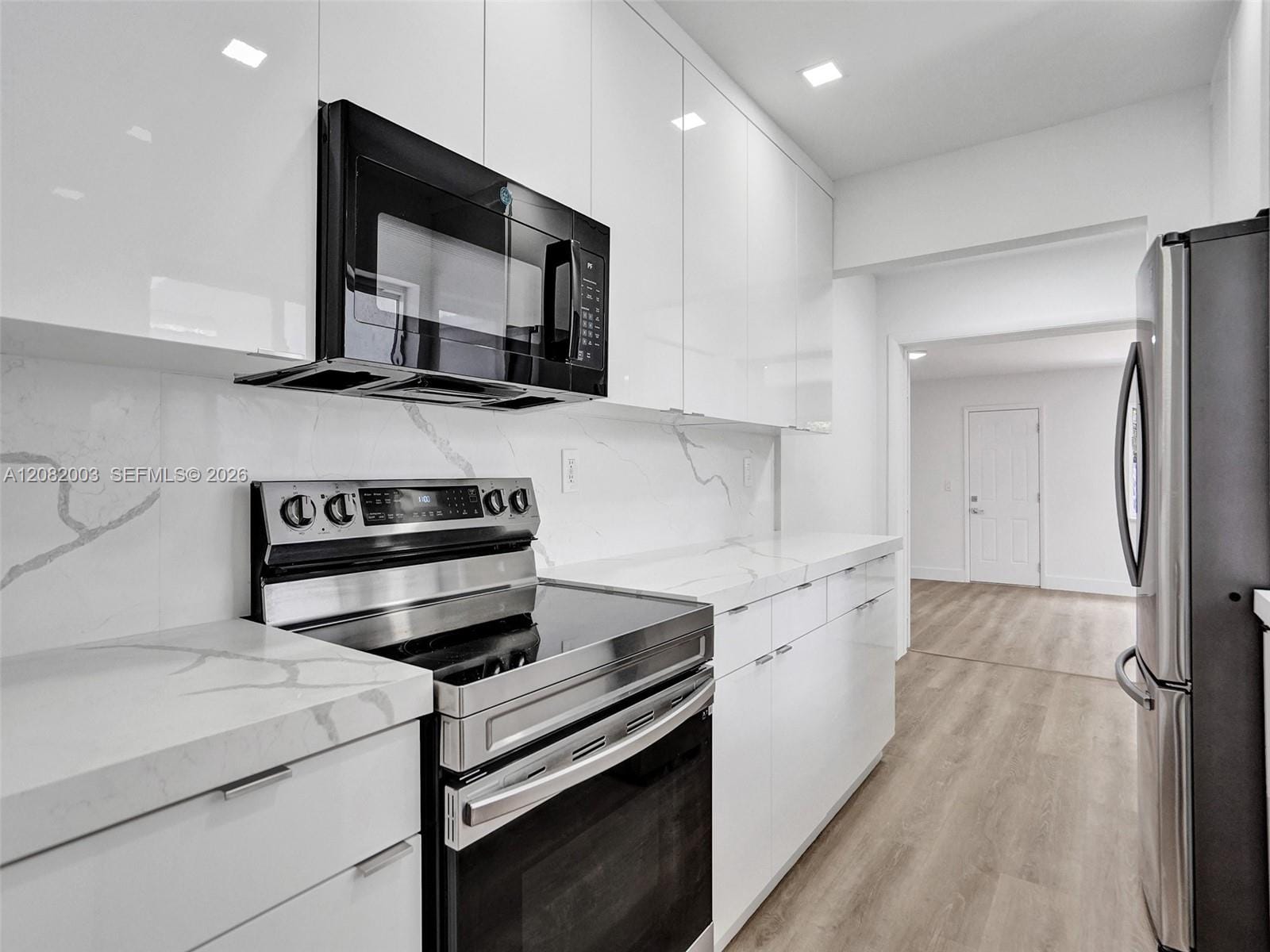 1609 NW 7th Terrace — photo 12