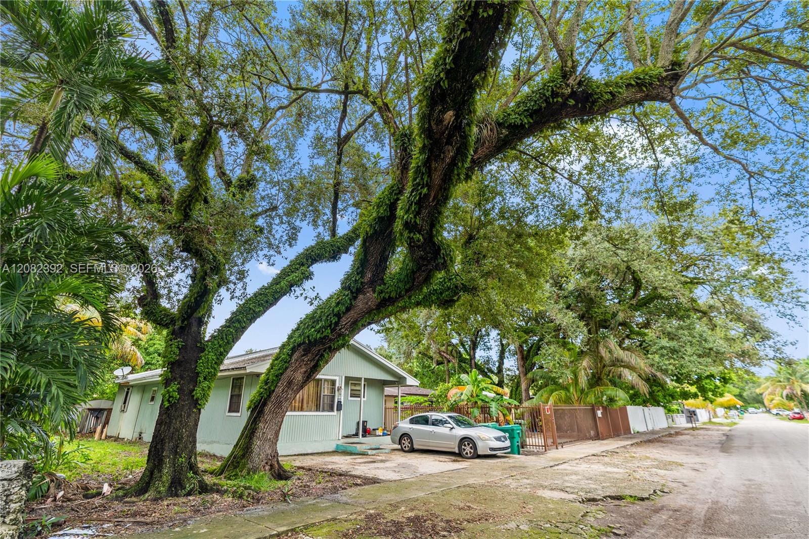 1885 NW 113th Terrace, Miami, FL 33167 photo 4