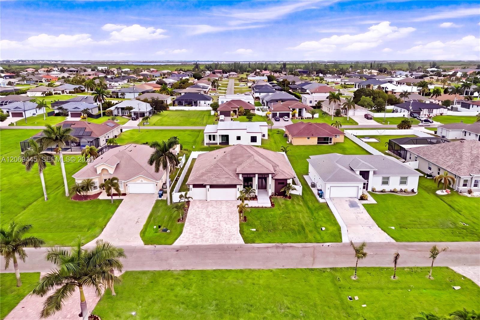 114 SW 36th Place, FL 33991 photo 17