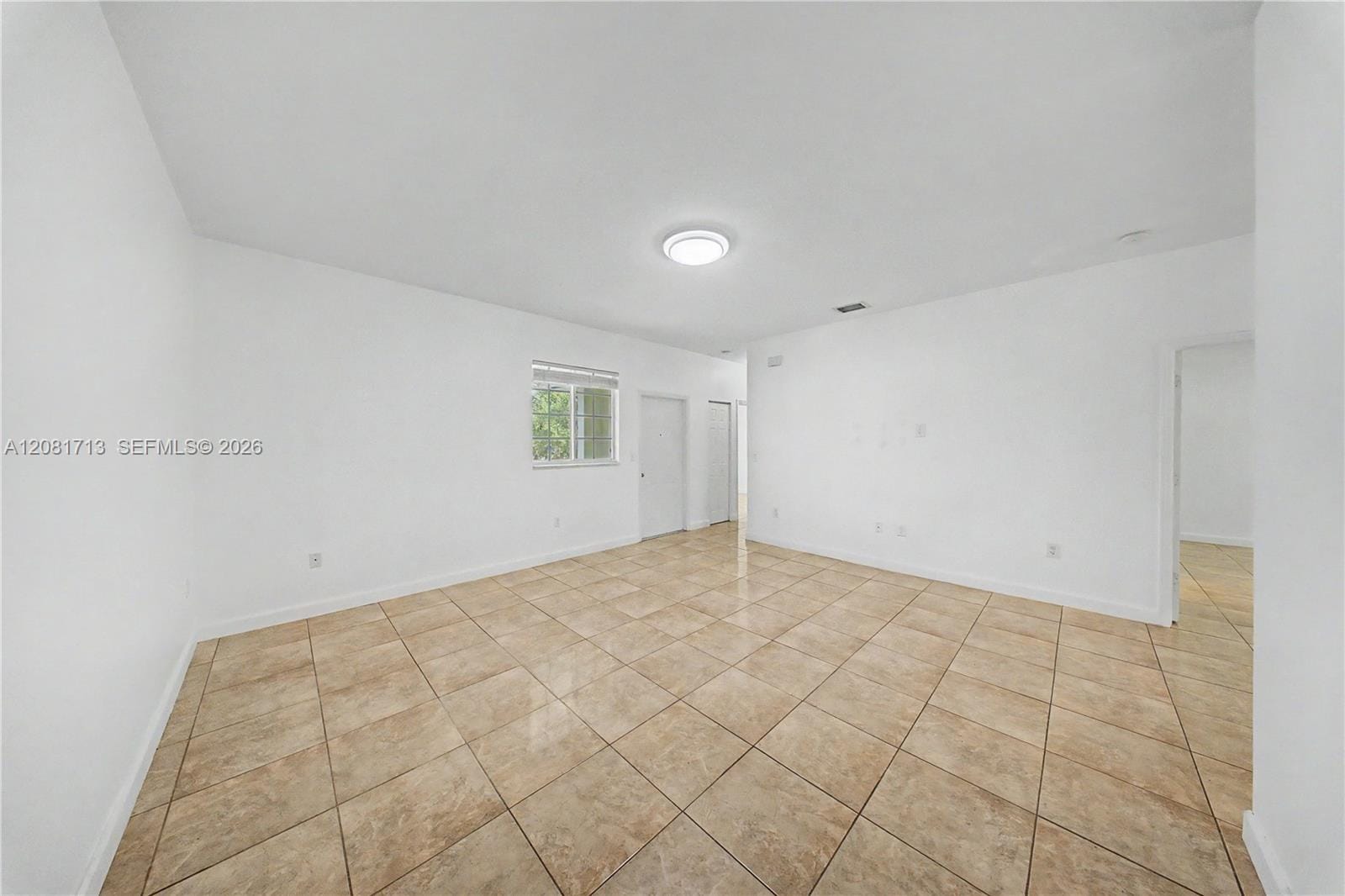 2630 NE 3rd Drive 202 — photo 4