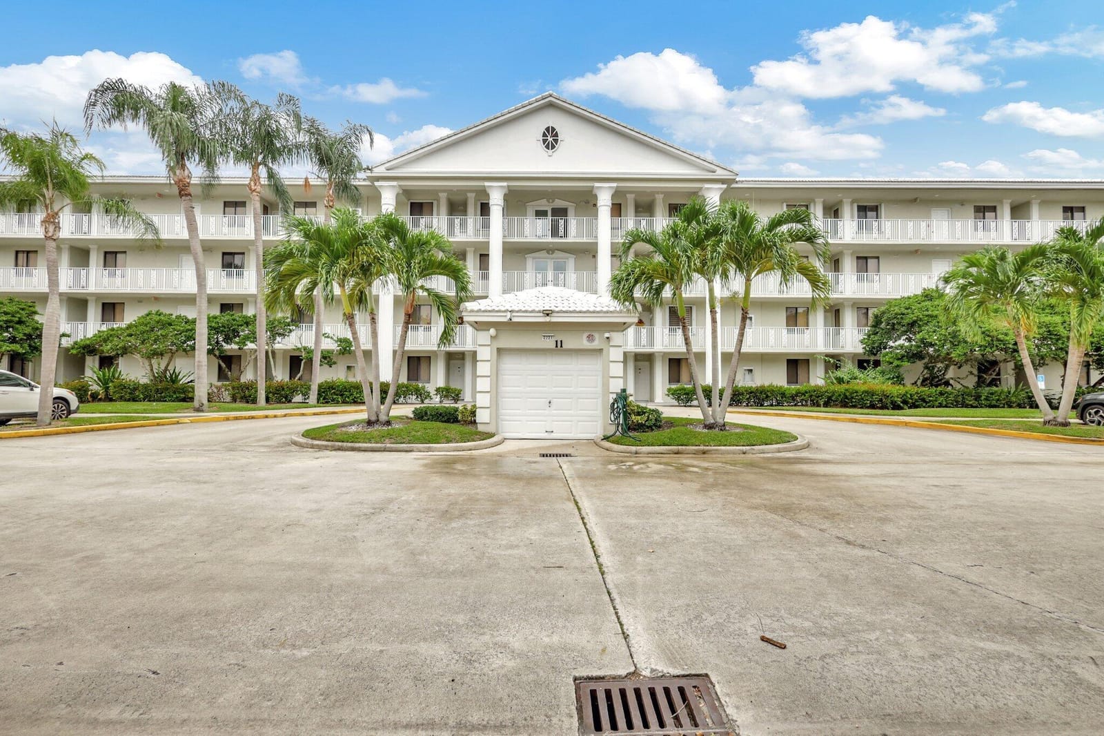 2601 Village Boulevard Apt 406 — photo 1